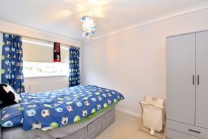 Bedroom- click for photo gallery